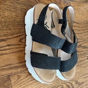OTBT Black Textured Platform Sandals